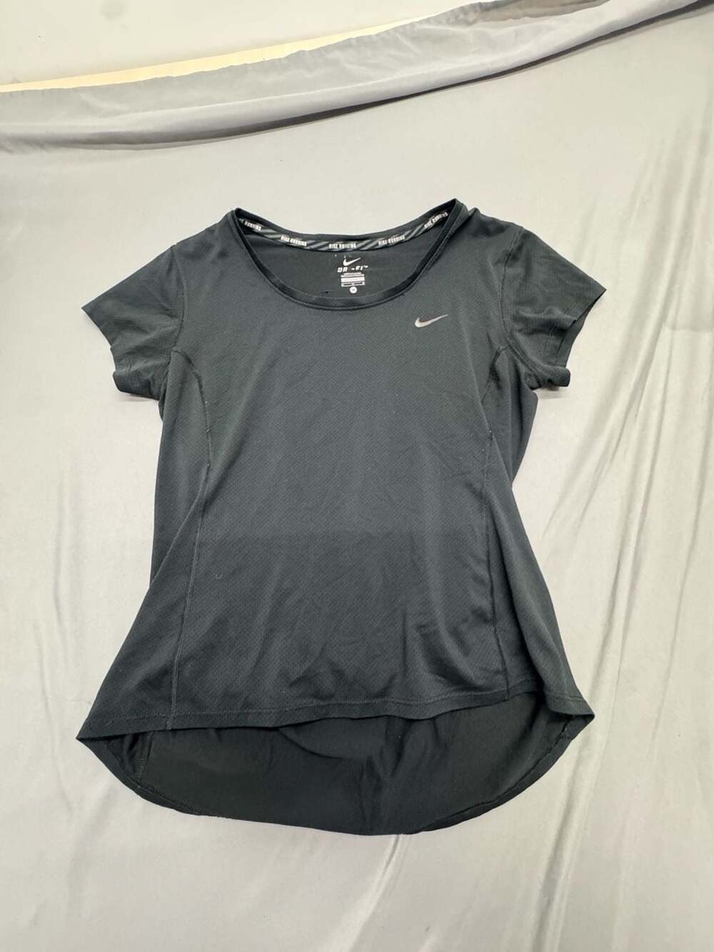 Nike Dri-Fit Running Top Size M Black Short Sleeve